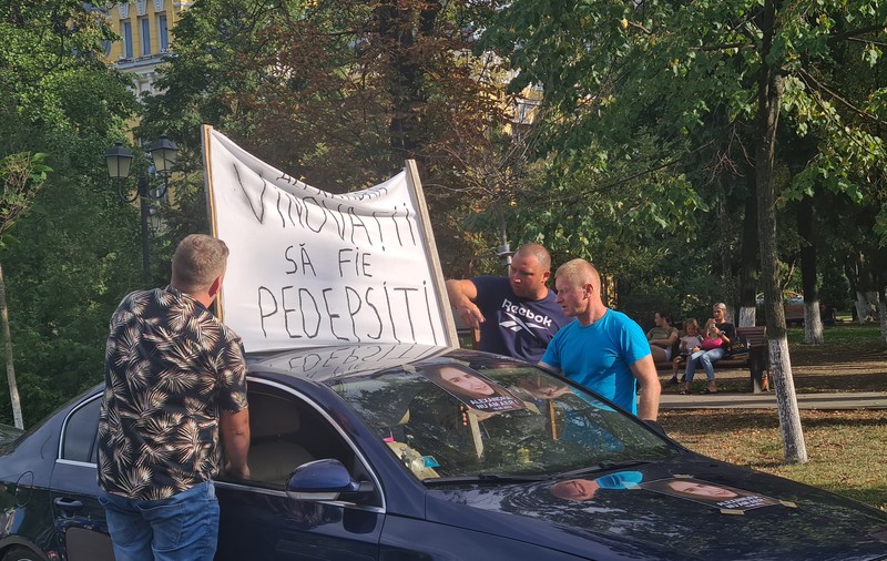 REPORTAJ. „Nici noi nu mai avem aer!” Botoșaniul fierbe și cere ca toți românii să se alăture protestelor, ca să nu se mai repete ce i s-a întâmplat Alexandrei