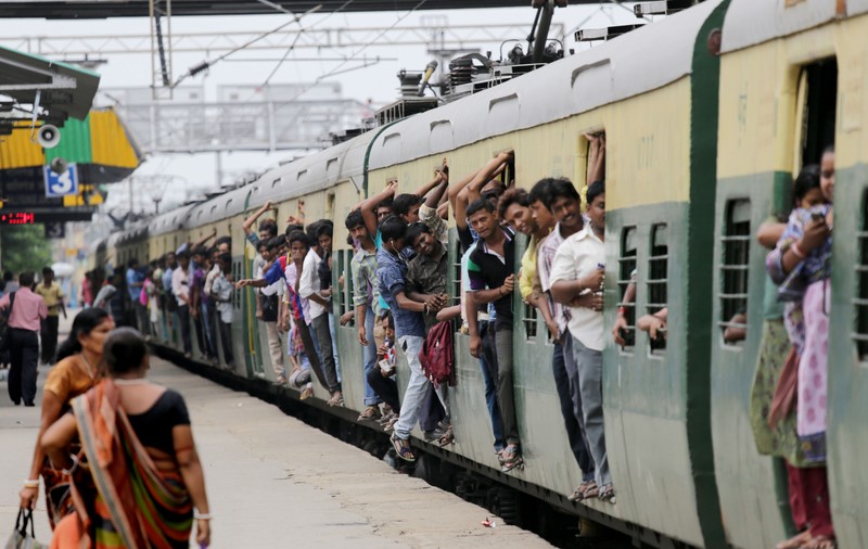 Patru pasageri au fost uciși de căldura extremă într-un tren din India