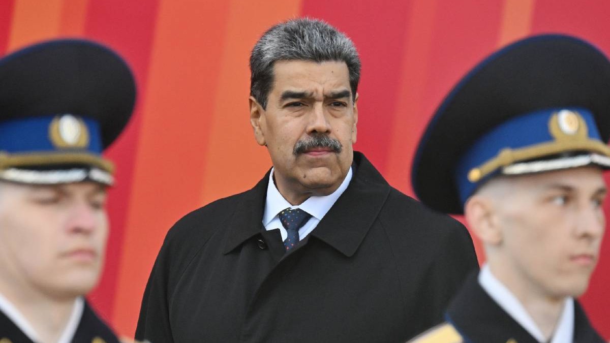 Președintele Venezuelei, Nicolas Maduro, în Piața Roșie din Moscova, înainte de începerea paradei militare care marca cea de-a 80-a aniversare a Victoriei în Marele Război Patriotic.