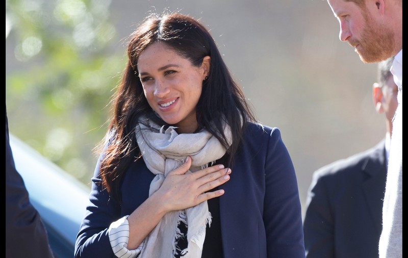 A dat 30.000 de dolari ca să semene cu Meghan Markle. Cum arată acum femeia după operațiile estetice
