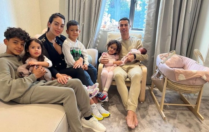 Cristiano Ronaldo și Georgina Rodriguez s-au despărțit, anunță presa din Spania. De ce ar amâna ei anunțul oficial