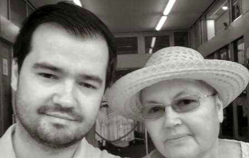 Cea mai grea zi din viața artistului. Mama lui Laurențiu Duță a fost înmormântată