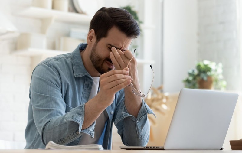 Munca de acasă crește productivitatea, dar pune în pericol sănătatea mintală. Psiholog: “Fără o dispoziție bună, concentrarea, memoria și creativitatea dispar”