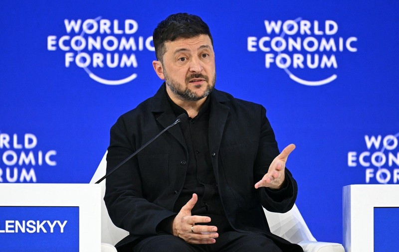 Volodimir Zelenski anunță discuții directe cu Rusia. Întâlnirea va avea loc în Emiratele Arabe Unite