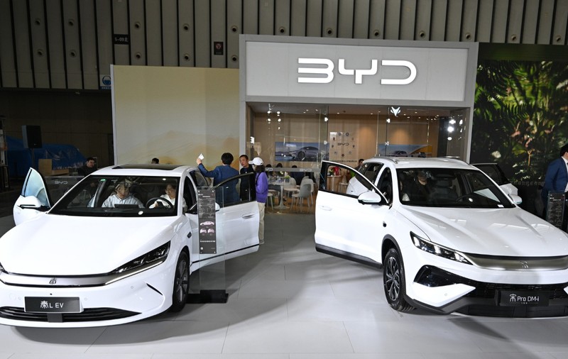 Chinezii de la BYD vând 100.000 de mașini unui singur cumpărător, cu garanție de șase ani sau 600.000 de kilometri