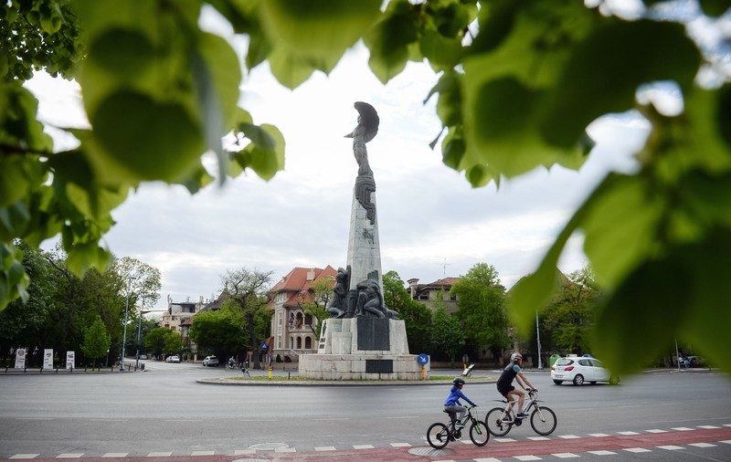 Prognoza meteo pentru 1 mai. Vremea se menține caldă, dar instabilă