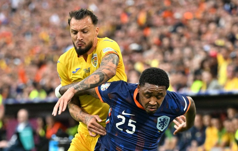 Vasile Mogoş s-a tatuat după meciurile de la EURO 2024. Ce și-a scris pe piele