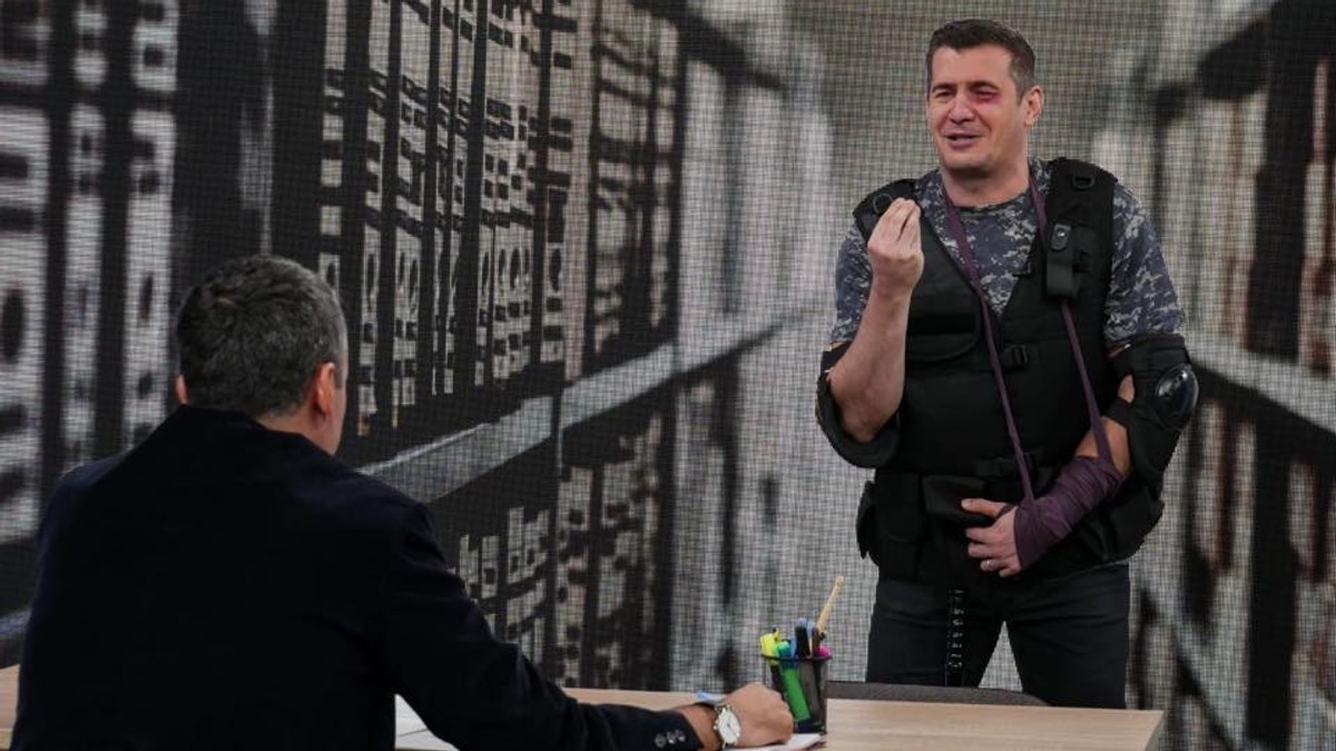 Dragoș Pătraru, despre referendumul pentru familie. "Poporul vă iubește iscusit conducător! Votăm DA la orice ce spuneți dumneavoastră! Glumeam, Livache"