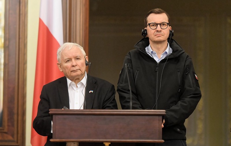Polonia a interzis importurile de cereale și alimente din Ucraina. Kaczynski: E de datoria fiecărui stat să protejeze interesele cetăţenilor săi