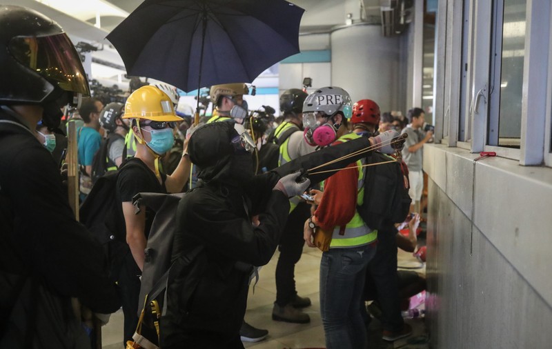 Incident la Hong Kong.  Poliţia a tras cu gloanțe de cauciuc pentru dispersarea manifestanţilor antiguvernamentali