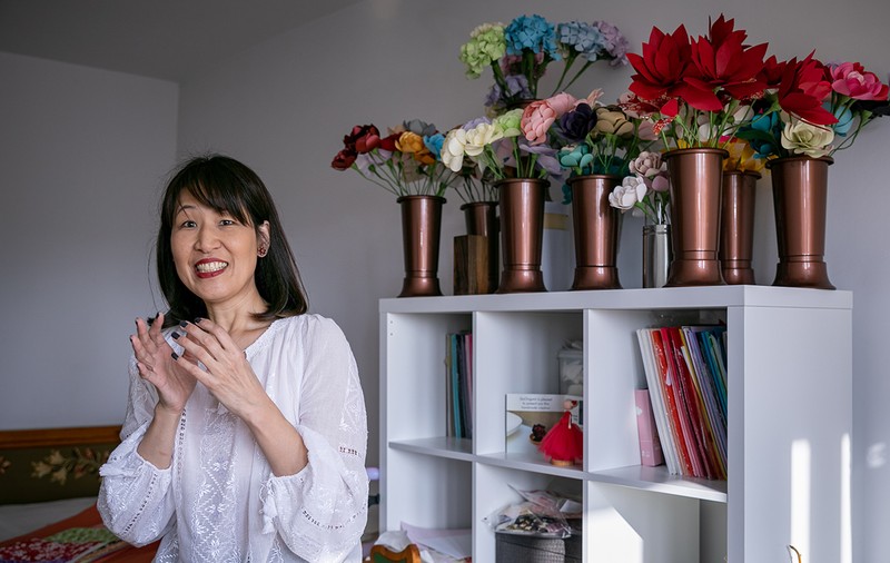 Confesiunea artistei japoneze care trăiește de 20 de ani în România: “Când am ajuns aici, toată lumea îmi cerea numărul de telefon și mă întreba ce salariu am!”