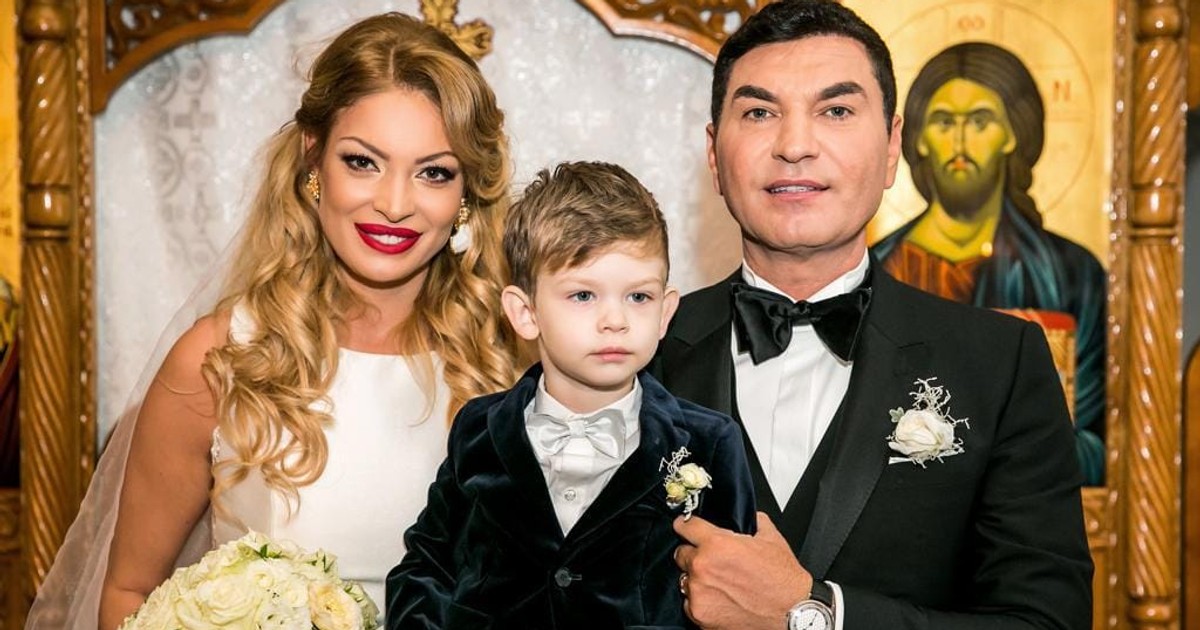 Valentina Pelinel își arată burtica de gravidă. Unde și cum s-a fotografiat