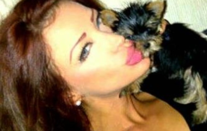 Bianca Drăguşanu, ÎNFIORĂTOR DE SLABĂ! Vezi fotografiile HORROR, care i-au făcut pe fani să strige: "Parcă eşti somaleză!"