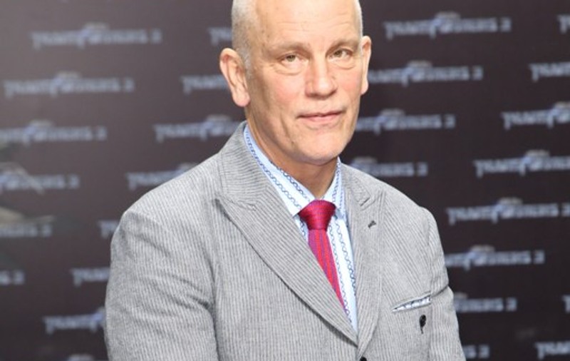 John Malkovich, un ADEVĂRAT EROU în viaţa reală! I-a SALVAT VIAŢA unui necunoscut!