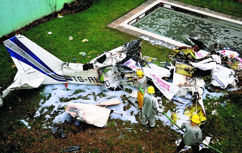 Şase morţi într-un accident aviatic din Guatemala