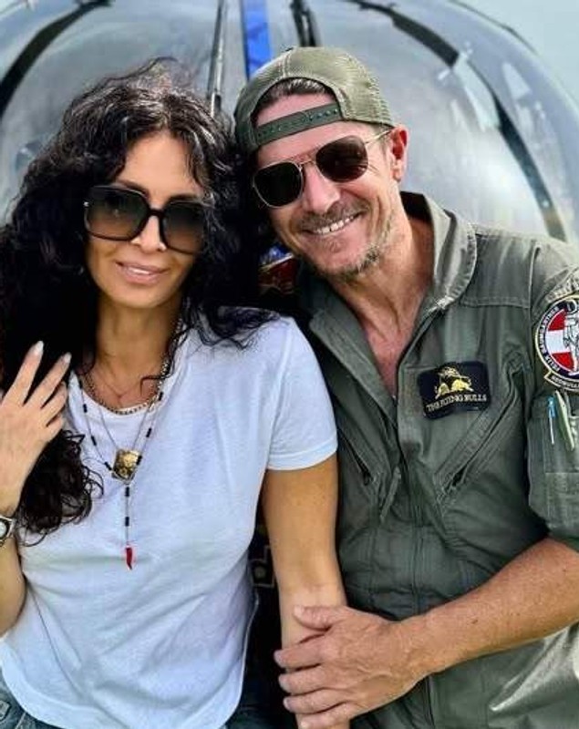 Mesajul plin de dragoste transmis de Mihaela Rădulescu pentru Felix Baumgartner, la începutul relației. „L-am urmărit cu niște bătăi în plus de inimă cum face acrobații”