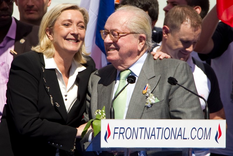 Marine Le Pen, alături de tatăl ei, Jean-Marie Le Pen