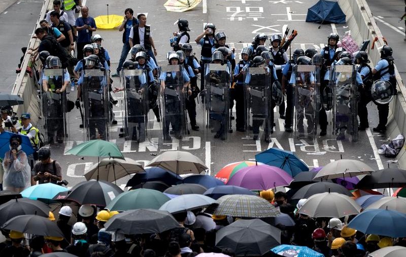 Realitatea necosmetizată din Hong Kong, la peste cinci luni de la declanșarea protestelor. Dezvăluirile unui jurnalist născut în insulă: cum doare când vezi de departe o revoluție la tine acasă