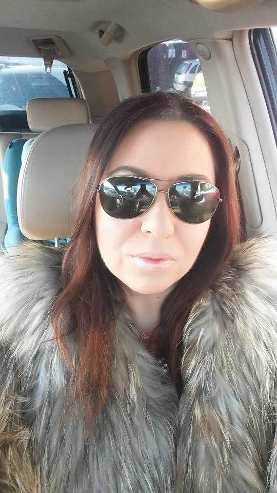 Aceasta este poza care o înfățișează pe Oana vizibil subțiată