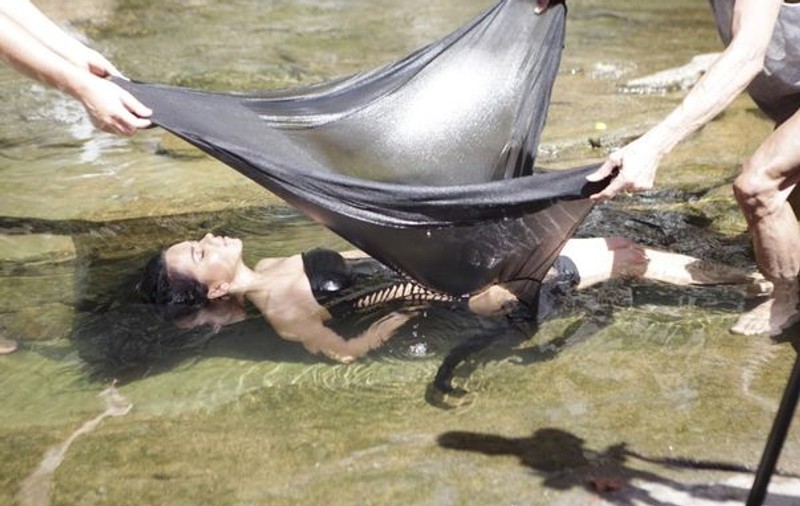 Inna, imagini provocatoare în noul videoclip