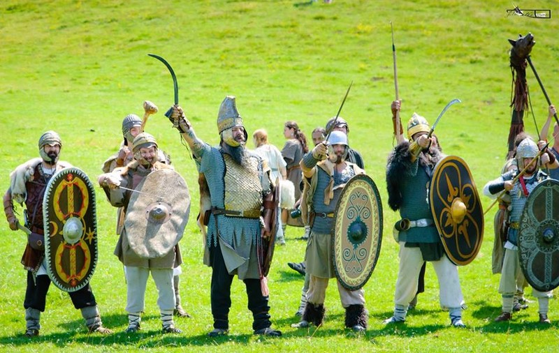 Festivalul Cetăţilor Dacice 2018 începe sâmbătă în județul Alba. E cel mai mare festival de reconstituire istorică antică din România