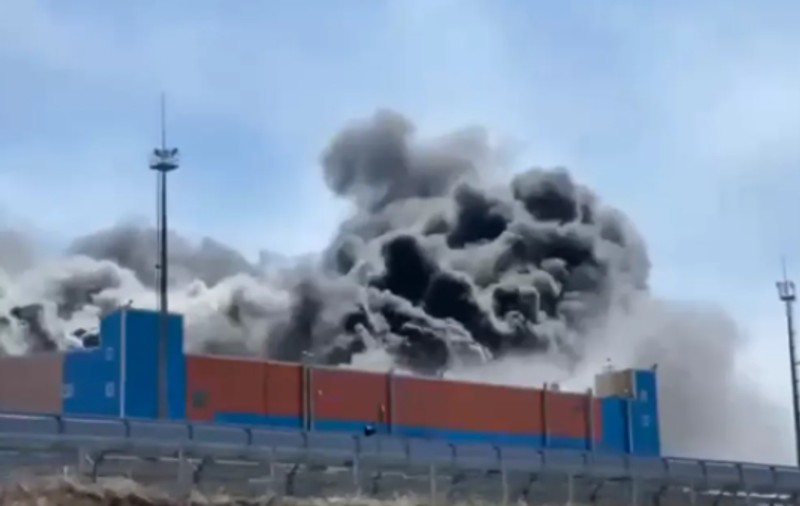 VIDEO | Incendiu de amploare la o centrală termoelectrică de pe Insula Sahalin