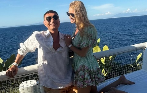 Valentina Pelinel și Cristi Borcea în vacanță. Sursa FOTO/ Facebook