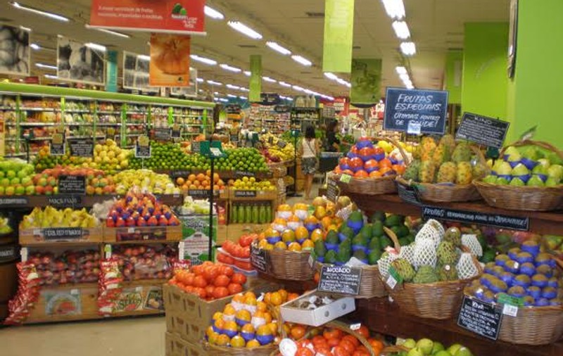 UPDATE/ Bărbatul care a făcut scandal într-un supermarket din Capitală a fost arestat preventiv
