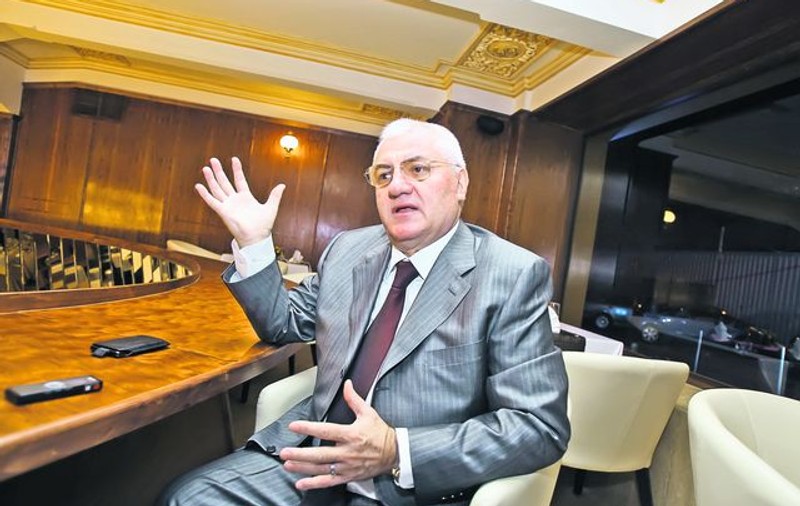 Libertatea vă prezintă actul prin care 10 cluburi au semnat, în 2003, pentru demiterea şefului LPF, Dumitru Dragomir