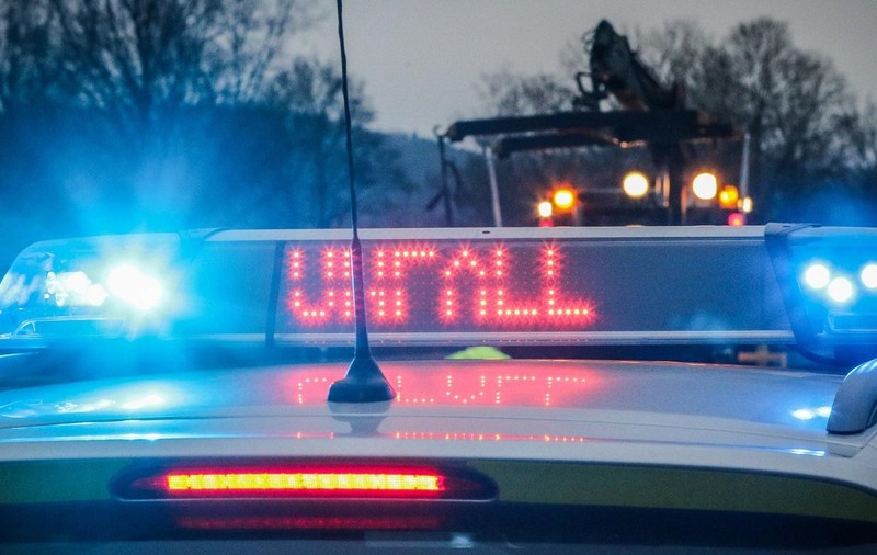 Un șofer român de TIR care mergea pe contrasens, pe autostradă, a întors brusc și a omorât un om care mergea pe un triciclu, în Germania