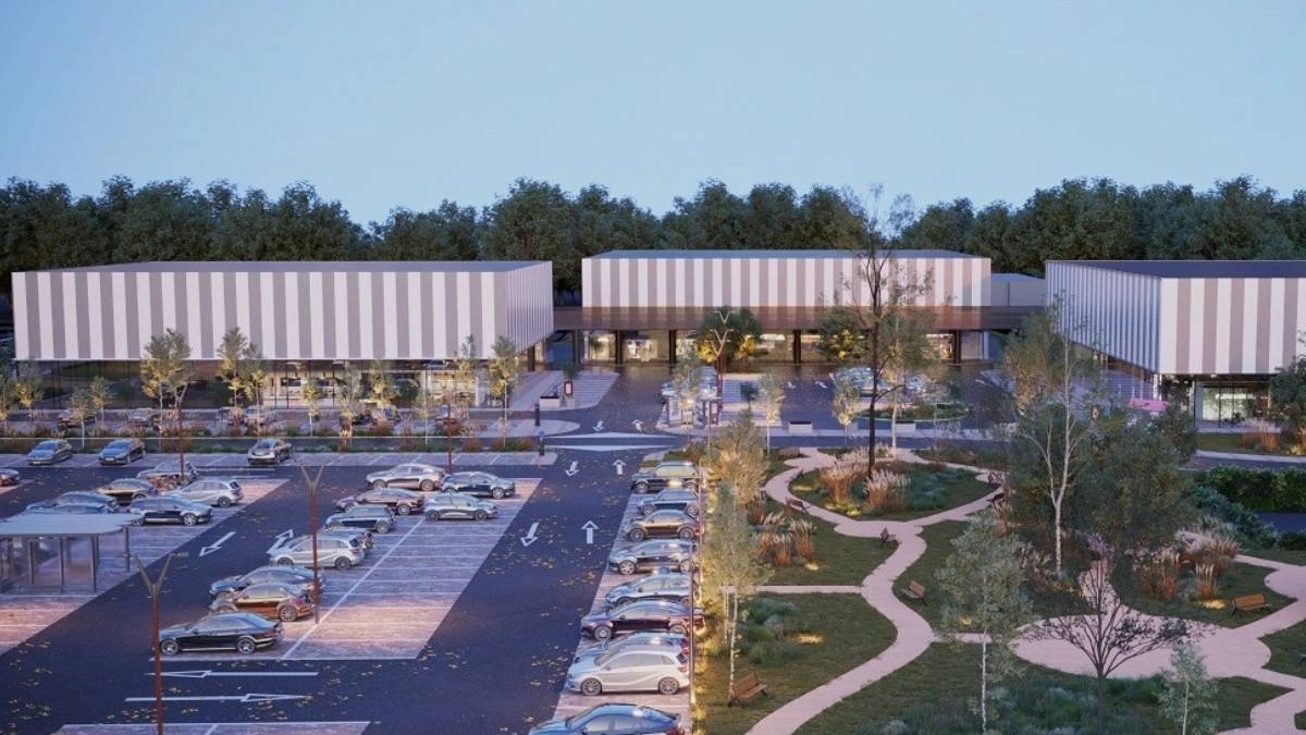 S-a deschis Chitila Plazza, mall-ul de 8.000.000 de euro și 5.780 de metri pătrați. Marile branduri care pot fi găsite aici. Sursă foto: radacini.ro
