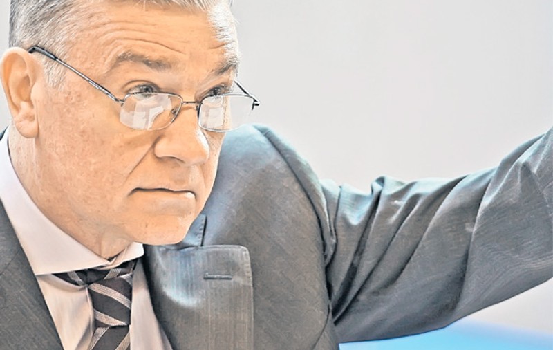 "Naşul" şi-a găsit naşii