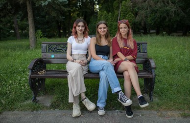 De la stânga la dreapta: Ilinca Pitiș, Ioana Badea și Ruxandra Stoica