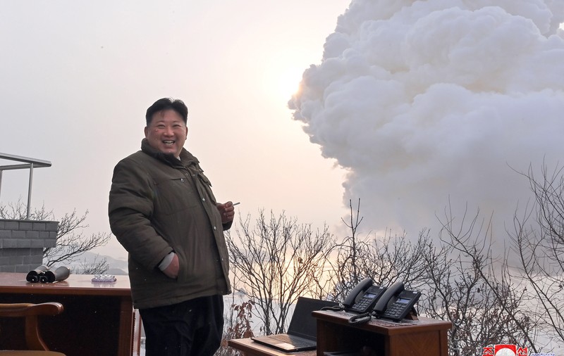Kim Jong Un a cerut un arsenal nuclear mai mare, pentru a face față amenințărilor Coreei de Sud și SUA
