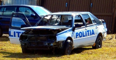 Autoturismul a fost abandonat și, cel mai probabil, urmează să fie casat