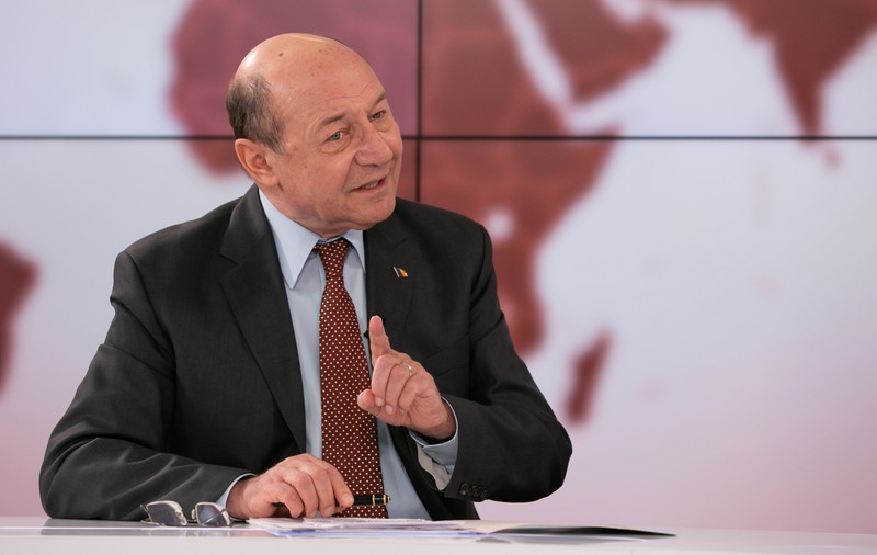 Traian Băsescu, despre restructurarea Guvernului, pregătită de PSD: "Preşedintele se va adresa CCR, e ceva fără precedent!"