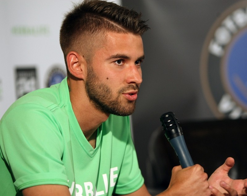 România - Polonia (vineri, ora 21.45, TVR 1, preliminarii CM 2018). Noutatea Țâru are tatuaj ca al lui David Beckham. Altfel, e băiat cuminte / GALERIE FOTO