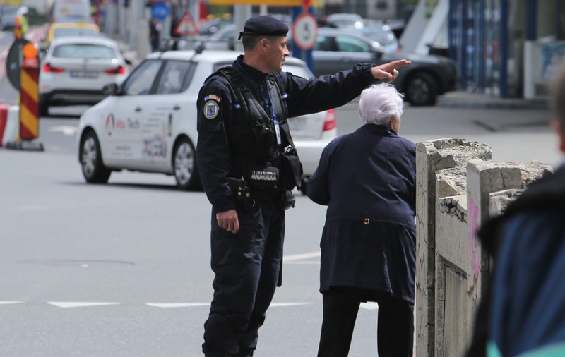 VIDEO/ CORESPONDENȚĂ DE LA SIBIU. Ce speră locuitorii orașului de la summitul la care se decide viitorul Europei. ”S-o ducem și noi mai bine, nu?”