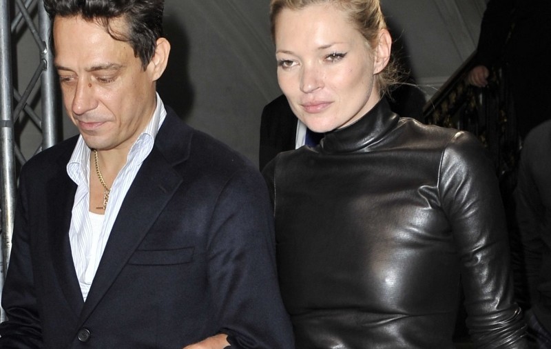 Kate Moss se mărită