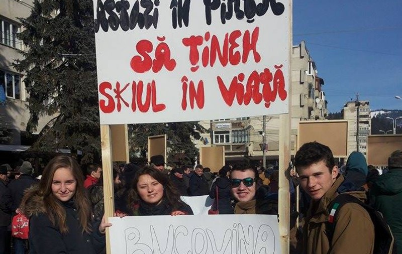“Moartea din Carpaţi” a ieşit în stradă! De ce protestează Moroşanu