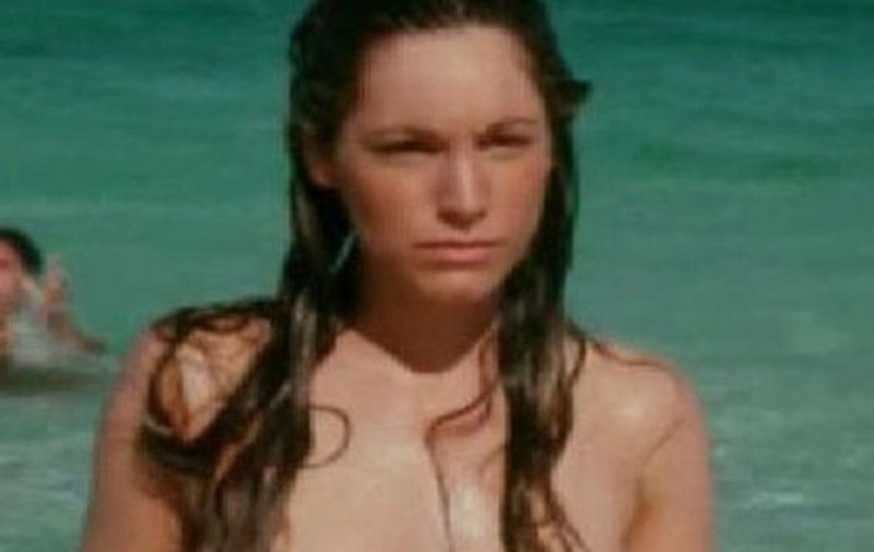 Kelly Brook: ”Nu-mi place să port lenjerie intimă”