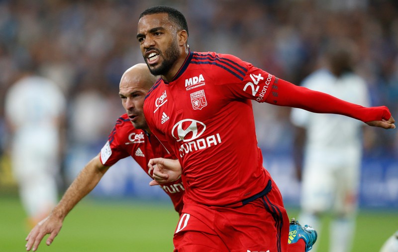 Lyon a câștigat cu Bordeaux, în derby-ul rundei din Franța. PSG, chin o repriză / VIDEO