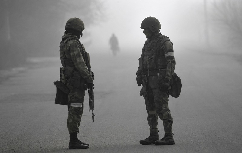 Spovedania unui militar rus. I-a sunat pe ziariști și le-a povestit crimele de război, jafurile și a expus generalii responsabili