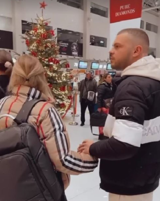 Faimoșii au plecat la „Survivor România” 2023. Primele imagini din aeroport cu concurenții