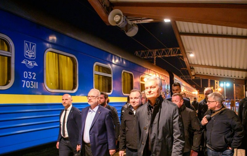 Președinții Poloniei și țărilor baltice merg la Kiev, unde se vor întâlni cu Volodimir Zelenski
