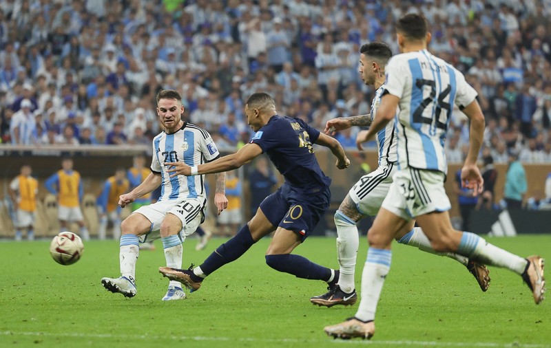 „Dacă făceam infarct, știați de ce”. Lumea sportului, reacții după ce Argentina a câștigat „cea mai frumoasă finală mondială din istorie”
