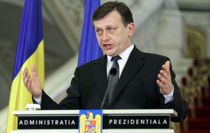 Crin Antonescu dezminte zvonurile potrivit cărora ar candida la preşedinţie. „De dorit nu îmi doresc, nu am în agendă aşa ceva”