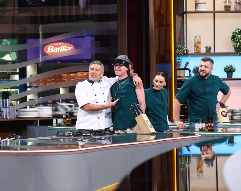 Chefi la cuțite 6 mai 2026. Chef Ștefan Popescu face un schimb de concurenți care naște tensiuni puternice