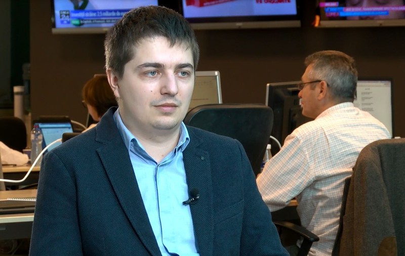 VIDEO | Dezvăluirile unui ”hacker alb”: „Sunteți spionați în casele voastre prin sistemele de alarmă, ceasuri sau cafetiere”