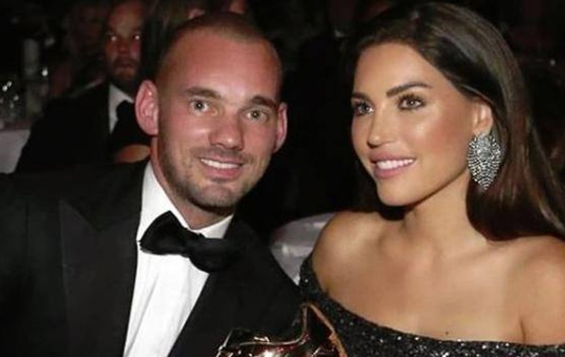 Wesley Sneijder a divorțat. Era împreună cu Yolanthe Cabau din 2010